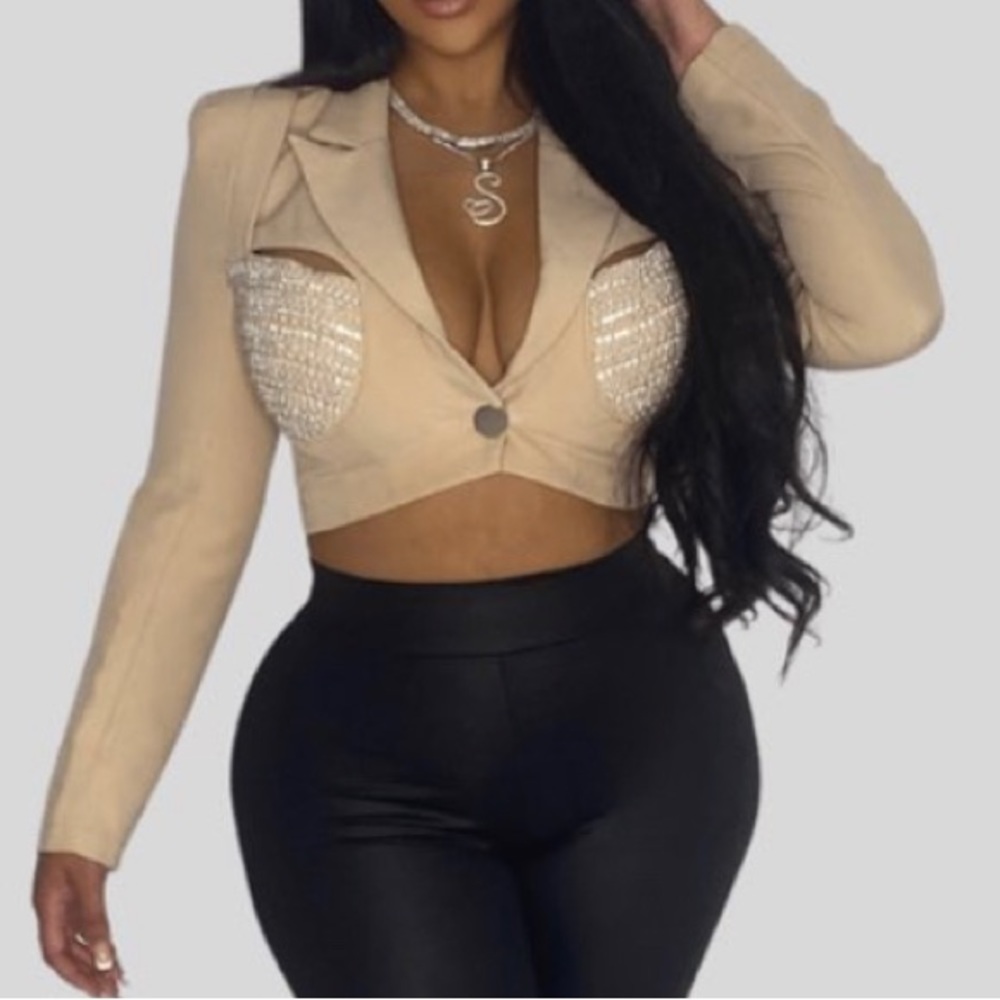 STYLE BY SHEILA Innocence Cropped Blazer Size M